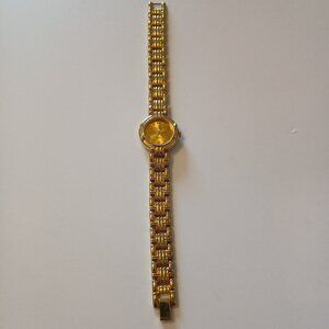 Vtg Benzer Gold Tone Stainless Steel Round Dial Analog Elegant Quartz Watch